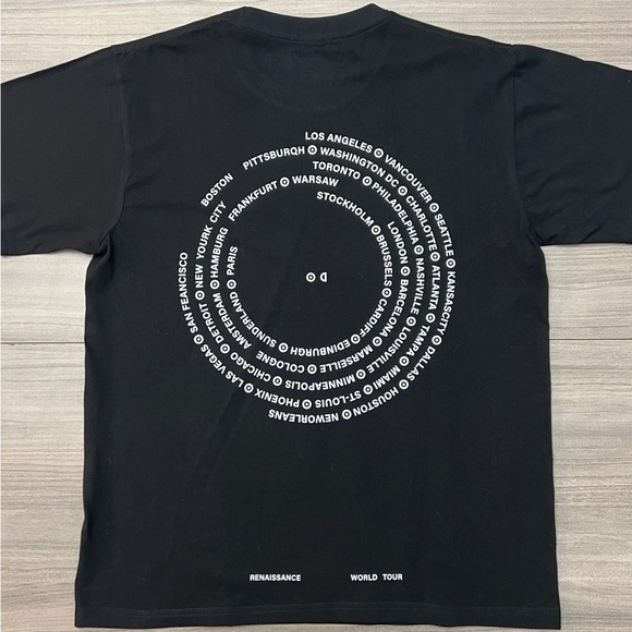 BEYONCÉ, Outside all summer 2023 Tour Tshit - Picture 4 of 7